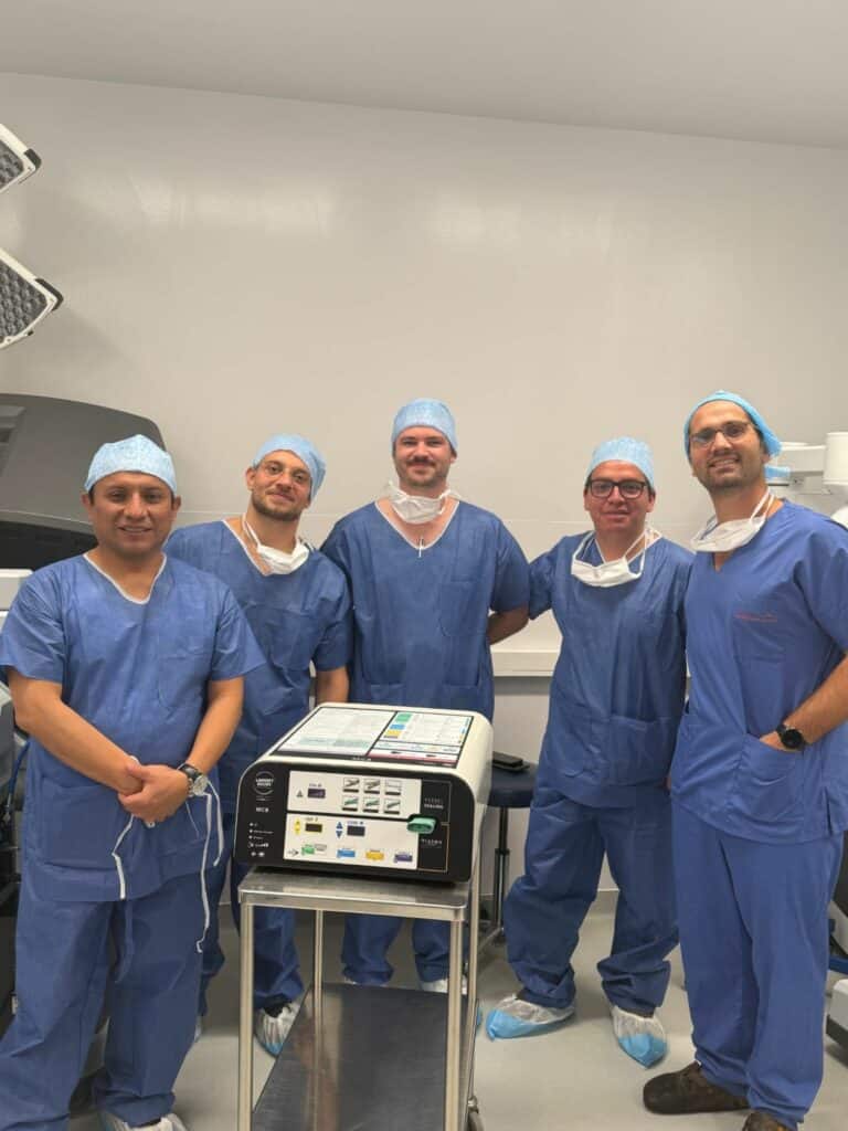 Un Nouveau Jalón dans la Formation en Urologie: Notre Partenariat avec la Clinique Saint Jean de Dieu Paris et un Ateliers PlasmaLEP Couronné de Succès au Pérou